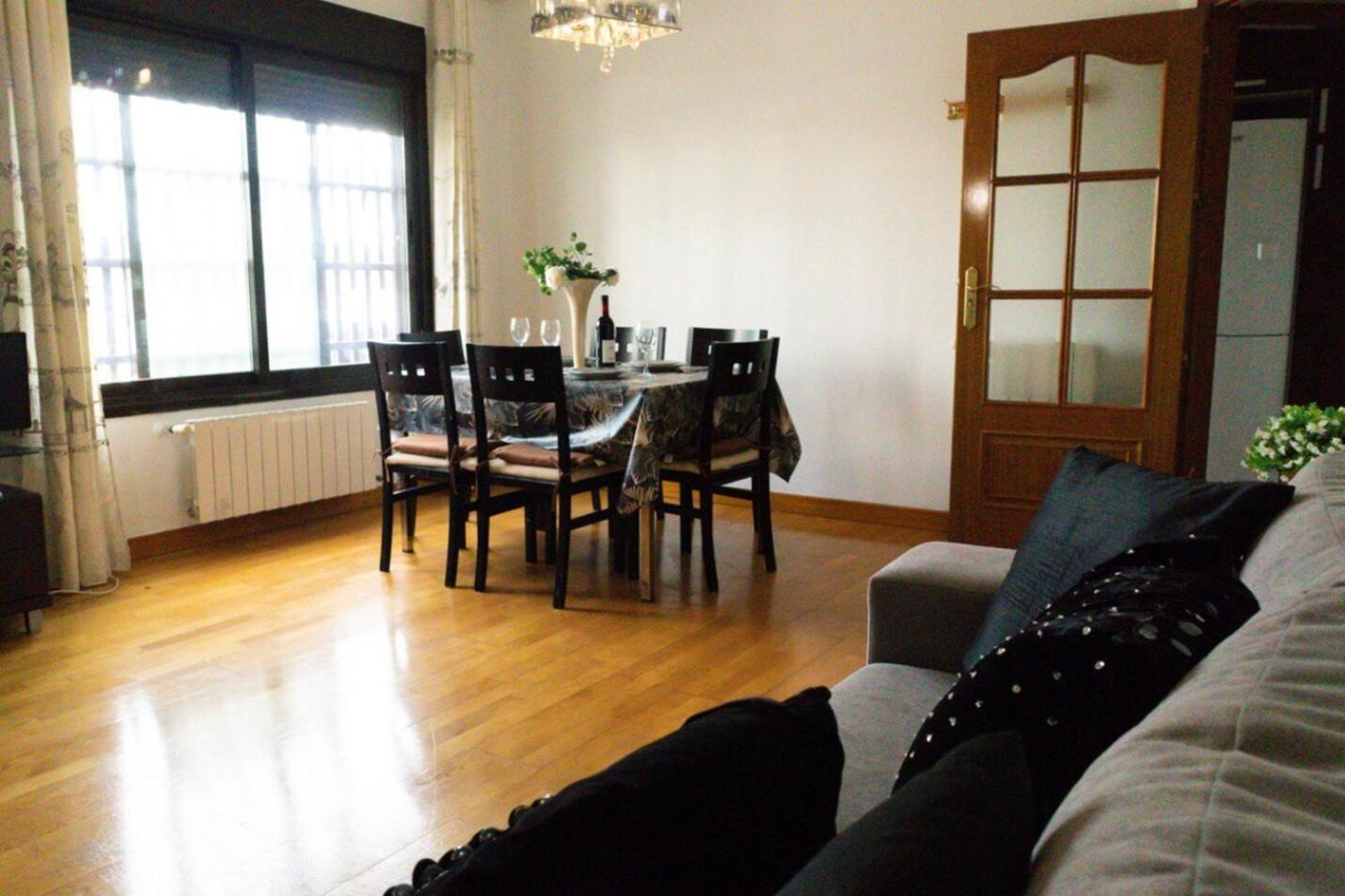 Apartmán Antonio Lopez 217 Madrid Exteriér fotografie