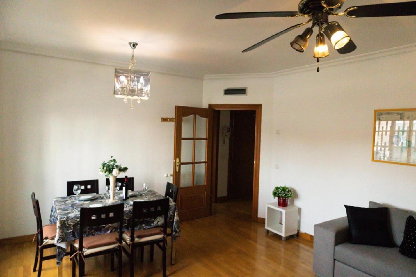 Apartmán Antonio Lopez 217 Madrid Exteriér fotografie